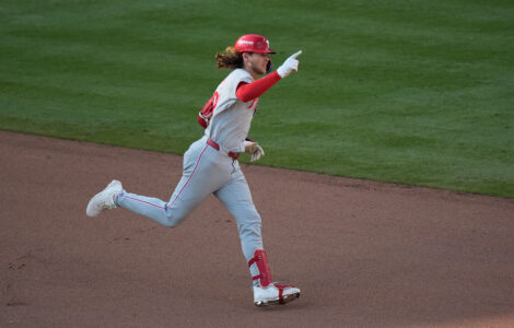Harper atones for outfield gaffe, Bohm homers in 10th as Phillies beat Braves 4-3 to force Game 3